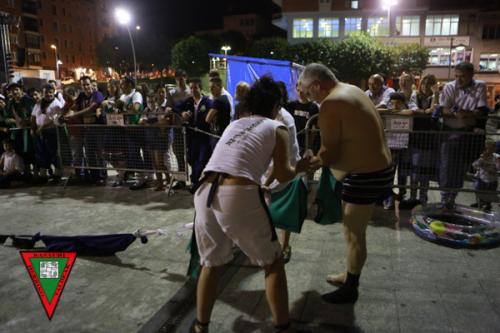 08915