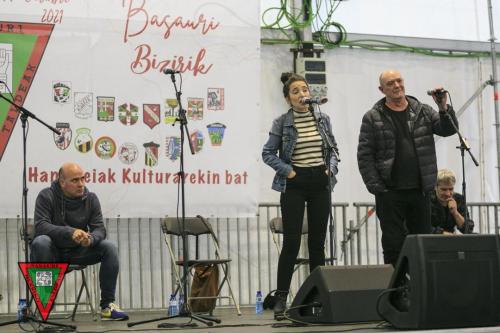 04570 Basa Bizi
