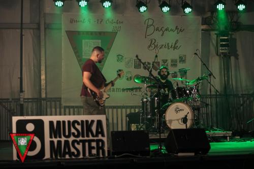 14037 Basa Bizi