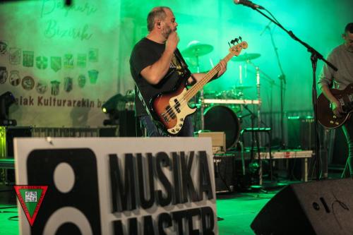 15794 Basa Bizi